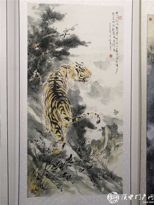 中國藝術(shù)學(xué)會畫家劉進(jìn)軍在四寶堂召開畫展