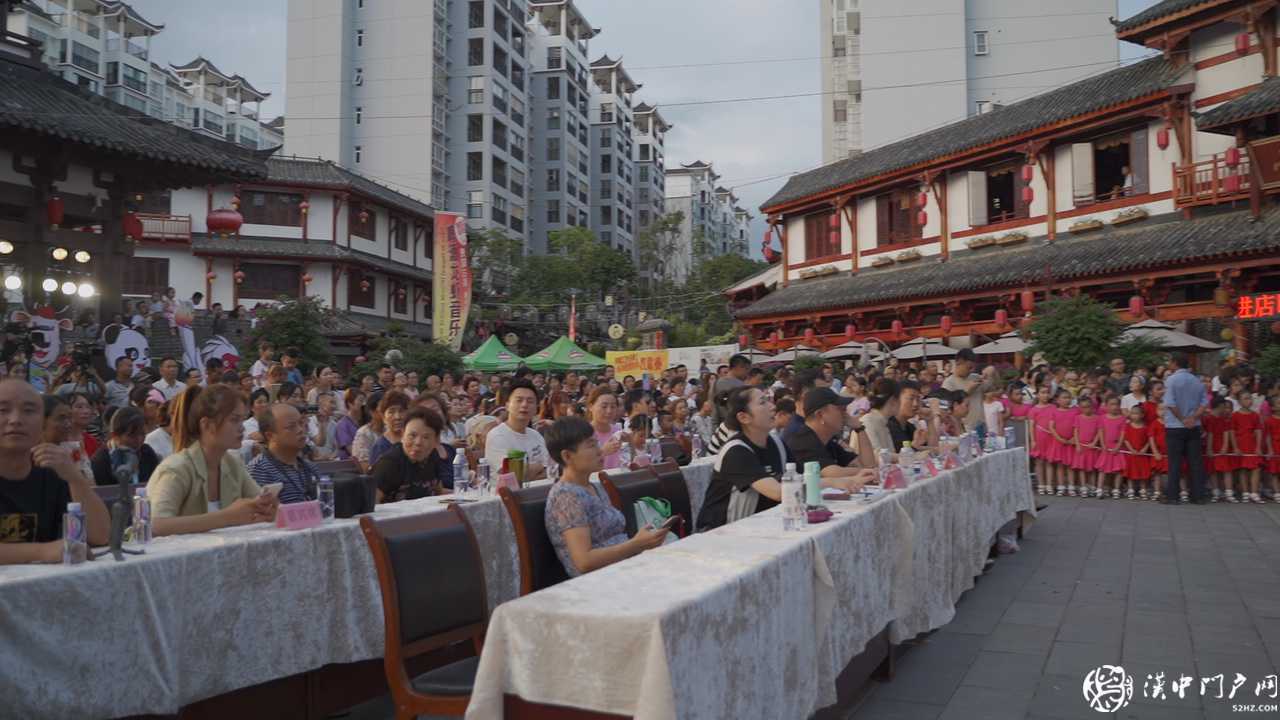 回眸‖“歡樂E夏 舞動褒城”賽事再次嗨翻古鎮(zhèn)