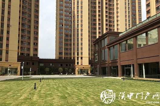 業(yè)主投訴漢中清水灣新房交付問題多，住建局叫停違規(guī)交房