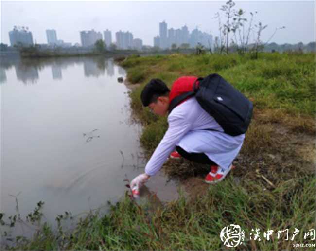 陜西理工大學(xué)《江河衛(wèi)士—保衛(wèi)漢江碧水，爭當(dāng)環(huán)保大使》生態(tài)環(huán)保項(xiàng)目圓滿完成