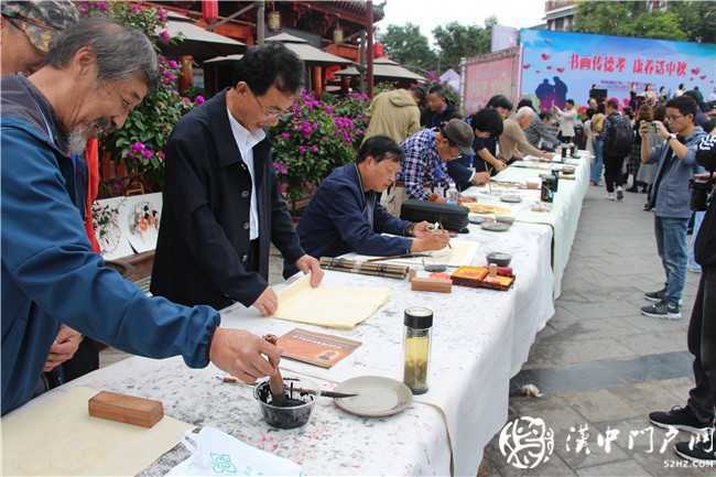 書畫傳德孝 康養(yǎng)話中秋｜褒國康樂園舉行敬老愛老明星演唱會