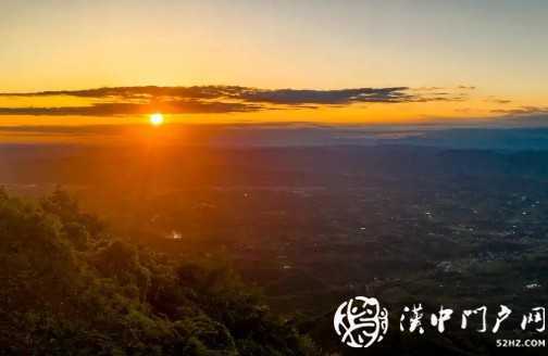 西鄉(xiāng)· 彩霞飄 夕陽紅！