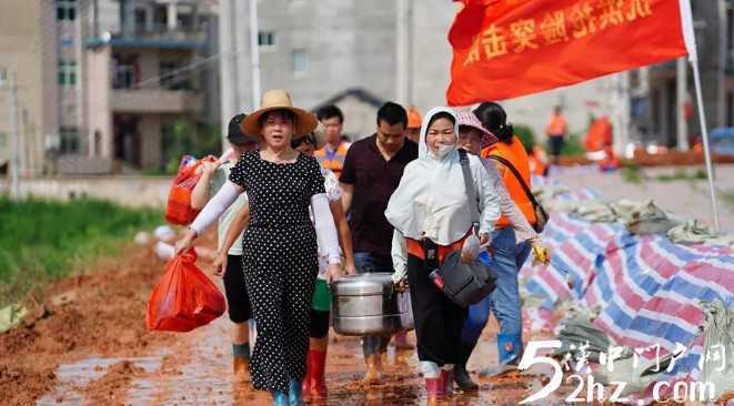 這才叫“乘風(fēng)破浪的姐姐”