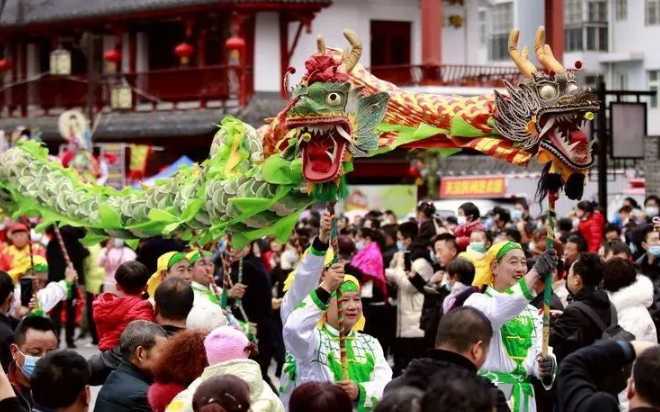 正月十五，非遺文化展演在褒國(guó)古鎮(zhèn)舉行！