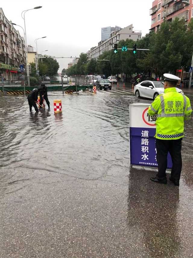 68小時(shí)堅(jiān)守！漢中交警大隊(duì)圓滿(mǎn)完成國(guó)慶假期道路交通安保任務(wù)"