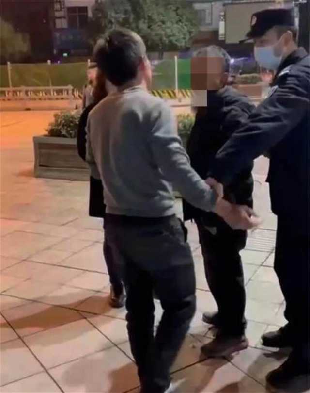 酒后滋事打倒兩名女子還襲警，略陽一醉漢被拘留