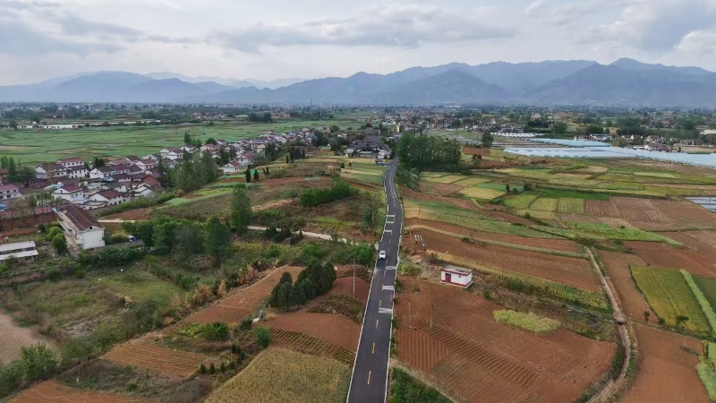 漢臺區(qū)武鄉(xiāng)至姜壩公路改建工程建成通車
