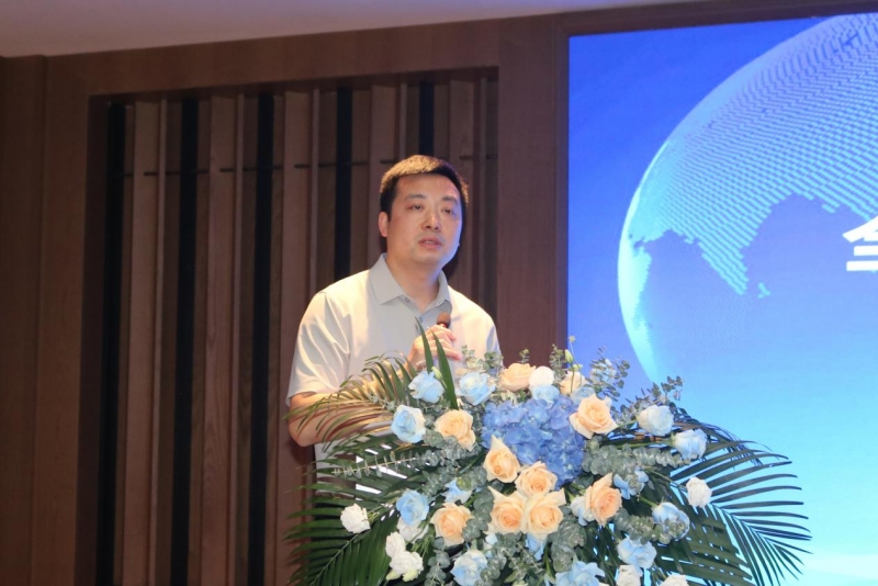 漢中市疑難眼病規(guī)范診療專題學(xué)術(shù)會議暨第三屆眼科專業(yè)委員會“眼視光與屈光手術(shù)學(xué)組” 會議圓滿舉行
