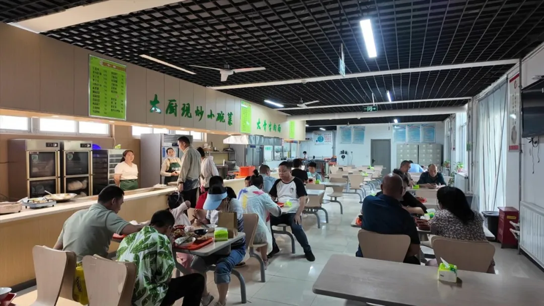 小小機(jī)關(guān)食堂 滿滿“漢中溫度”