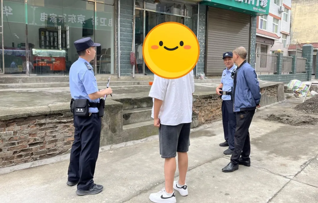 小伙任性離家出走，漢中民警深山尋回